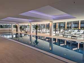 Pool - Infinity on Eight ~ Central Woden (Phillip)