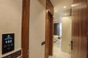 Free WiFi - Hotel Aroma Suites (New Delhi)