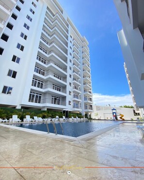 Pool - Modern 3BR Nyali Stay, AC, Kids’ Play Area, Pool, Gym & 3 Min to Beach (Mombasa)