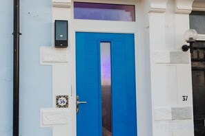 Unclassified image, 4 of 23, button - Sunbeam House Apartment 1 (Heysham)