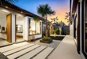 المنشأة من الخارج