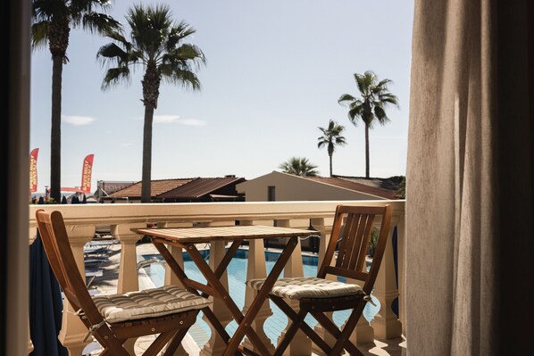 Comfort Studio, Balcony, Pool View | Terrace/patio - Manthos Beachfront Apartments (Laganas)