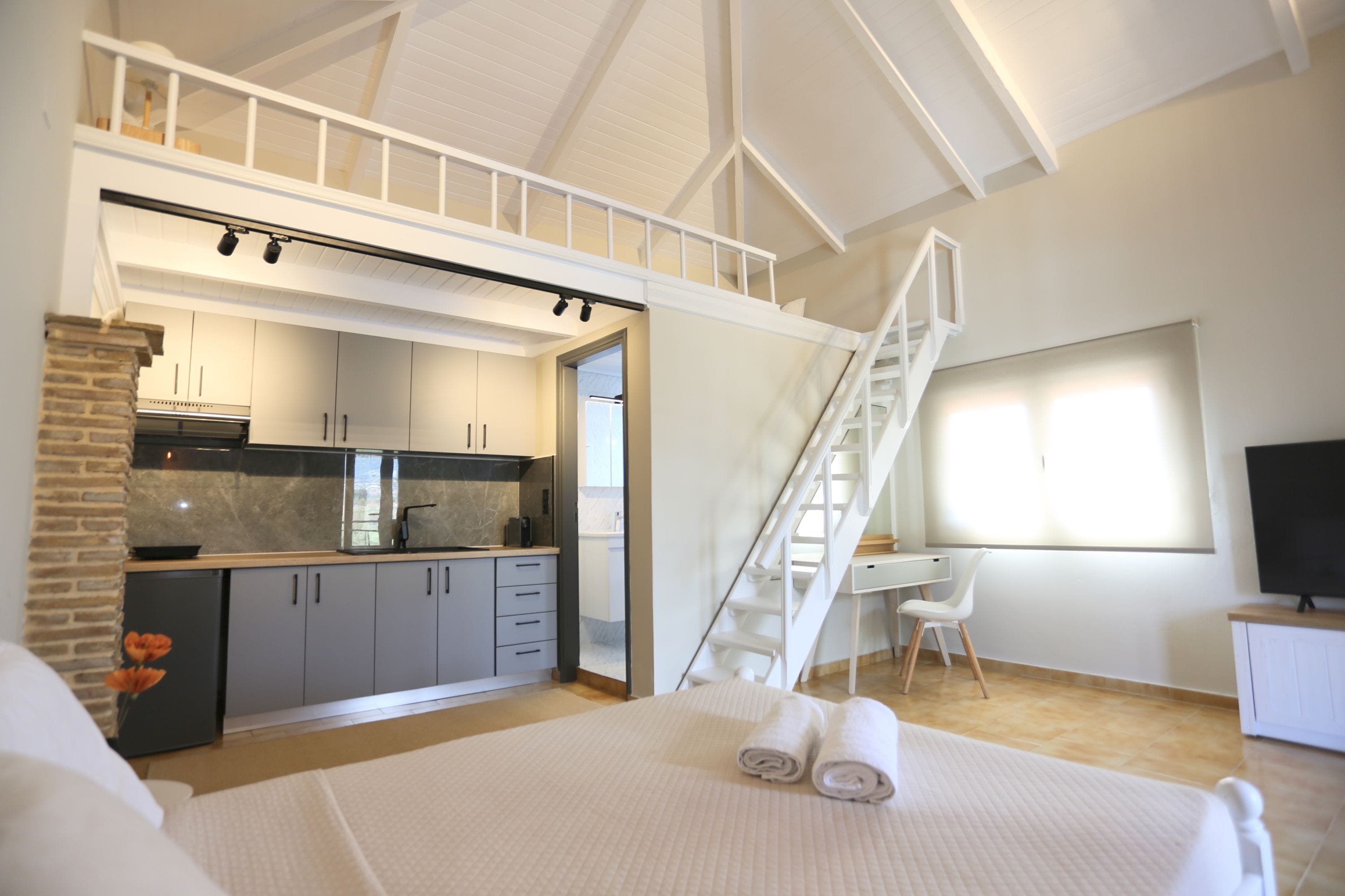 Estúdio básico | Ferros/tábuas de passar roupa, Wi-Fi de cortesia