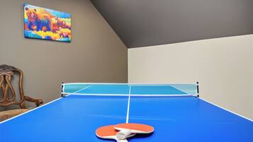 Spielezimmer