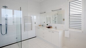 Douche, baignoire à jets