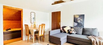 Cozy 7BR Villa Near Blumengarten