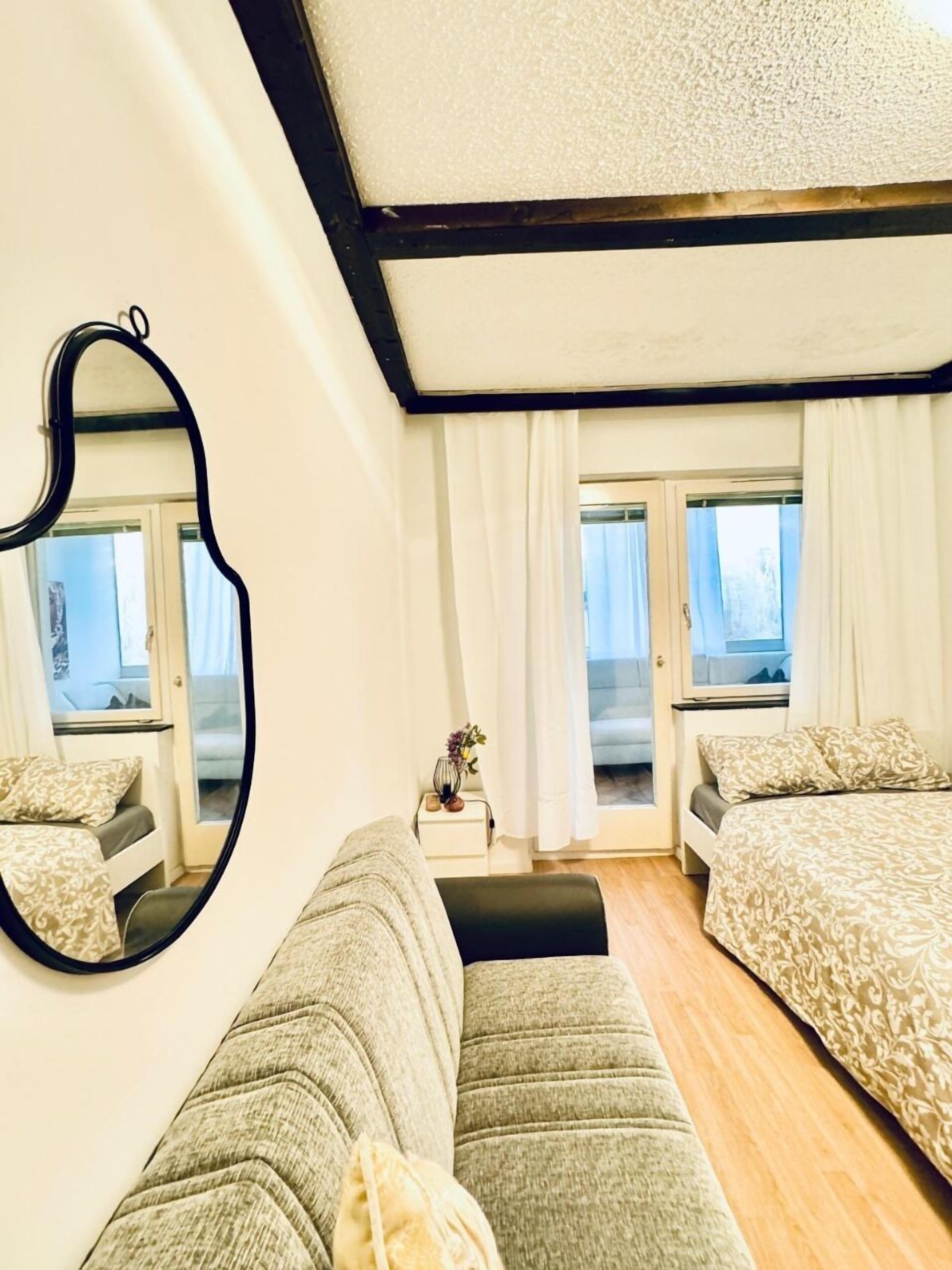 Basic-Apartment | Bügeleisen/Bügelbrett