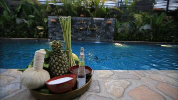 Sauna, höyrysauna, kuumakivihierontaa, syväkudoshierontaa