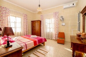 Classic Double Room, Balcony | Free WiFi - Ta Joseph (Xewkija)