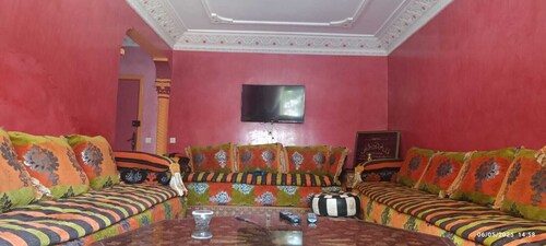 Furnished apartment for rent in sala ljadida day/month facing technopolice