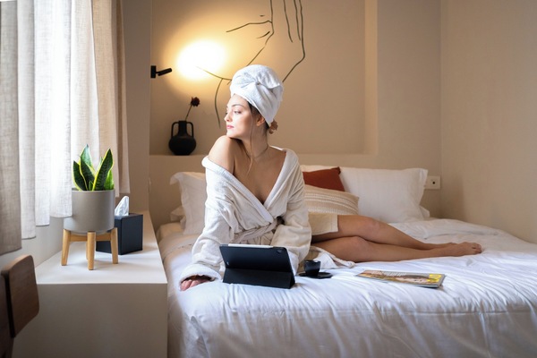 Deluxe Suite | In-room safe, free WiFi, bed sheets
