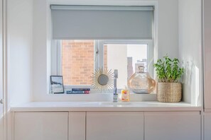Interior - Chic 1BDR City Retreat with Views of the Shard (Greater London)