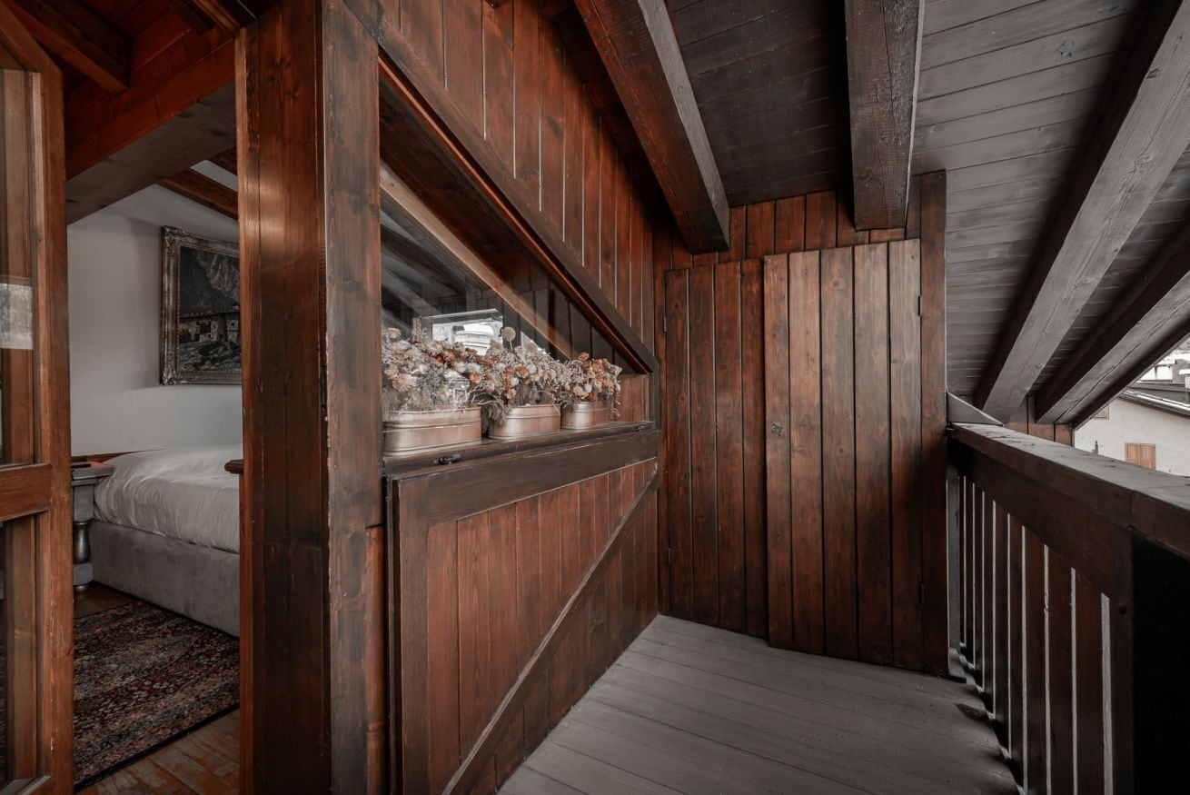 1 soverom og strykejern/-brett