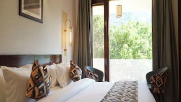 Deluxe Double Room | Pillow-top beds, desk, laptop workspace, free WiFi