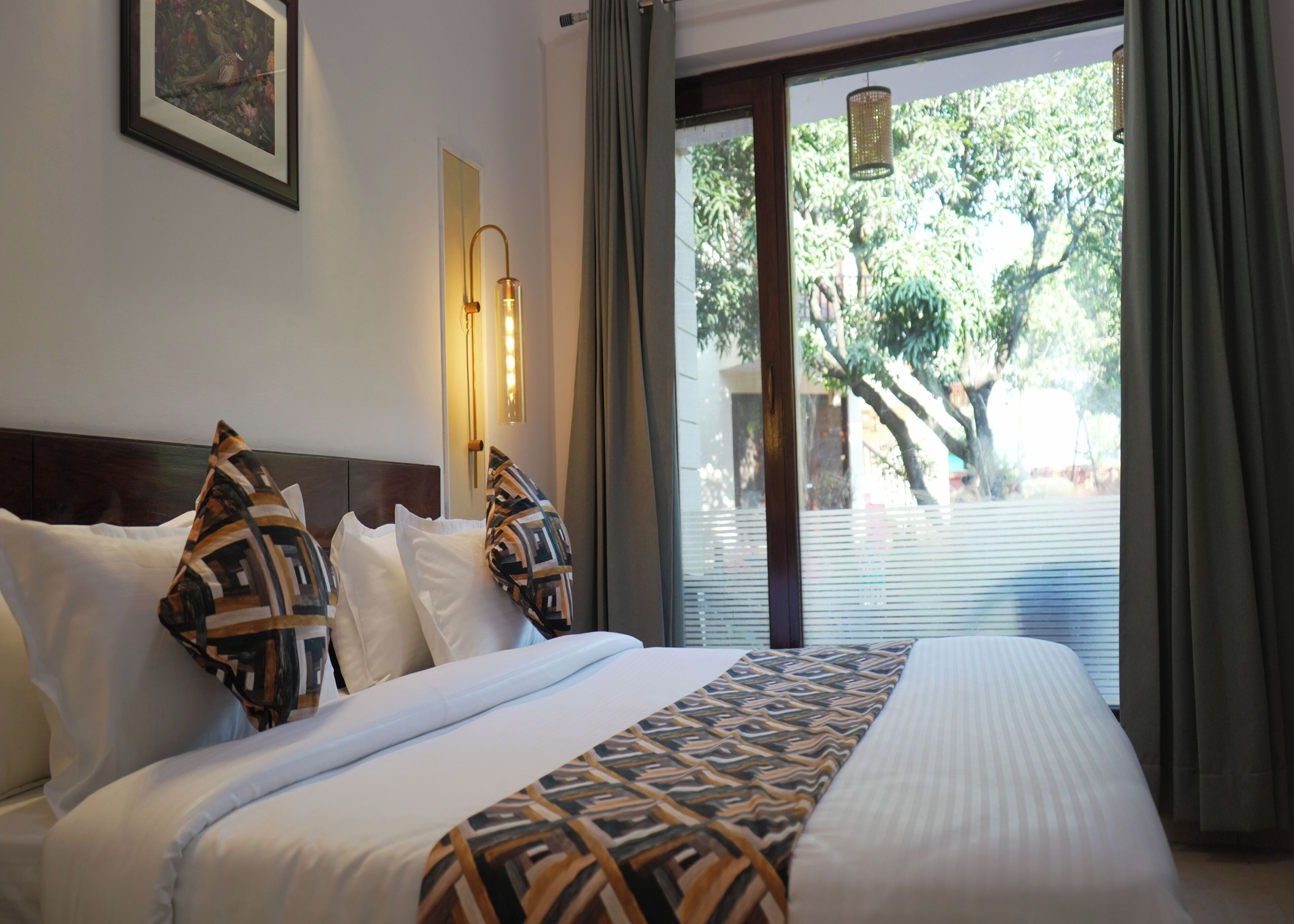 Deluxe Double Room | Pillowtop beds, desk, laptop workspace, free WiFi