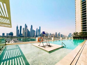Pool - Stunning 2 Bed l Marina Skyline l Beach Access (Emaar Beachfront)