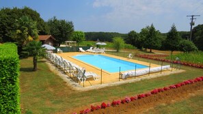 A heated pool - Large countryside gîte for 10 with terrace (Saint-Crépin-et-Carlucet)