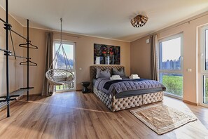 Lit parapluie, Wi-Fi gratuit, draps fournis