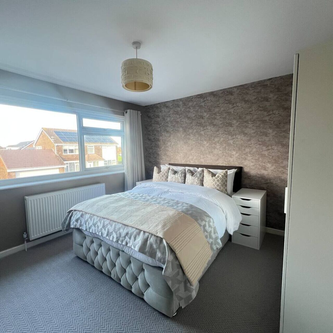 Bureau, Wi-Fi, draps fournis