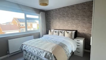 Bureau, Wi-Fi, draps fournis