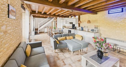 Joli gĂźte pour 12 avec terrasse jardin et terrasse