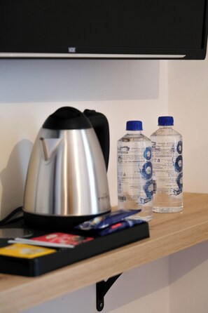 قهوة و/أو ماكينة صنع القهوة