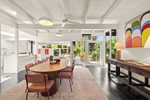 Dining - 'Palmgrove' A Mid Century Modern House, Avalon Beach - Palm Trees, Nature & Close to the Beach! (Avalon Beach)