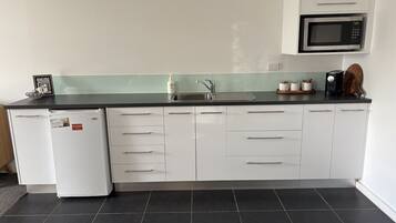 Micro-ondes, grille-pain