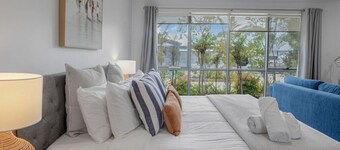 Bay View Family Suite