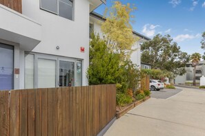 Luokittelematon kuva, 3 kautta 21, painike