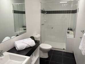 Haartrockner, Handtücher