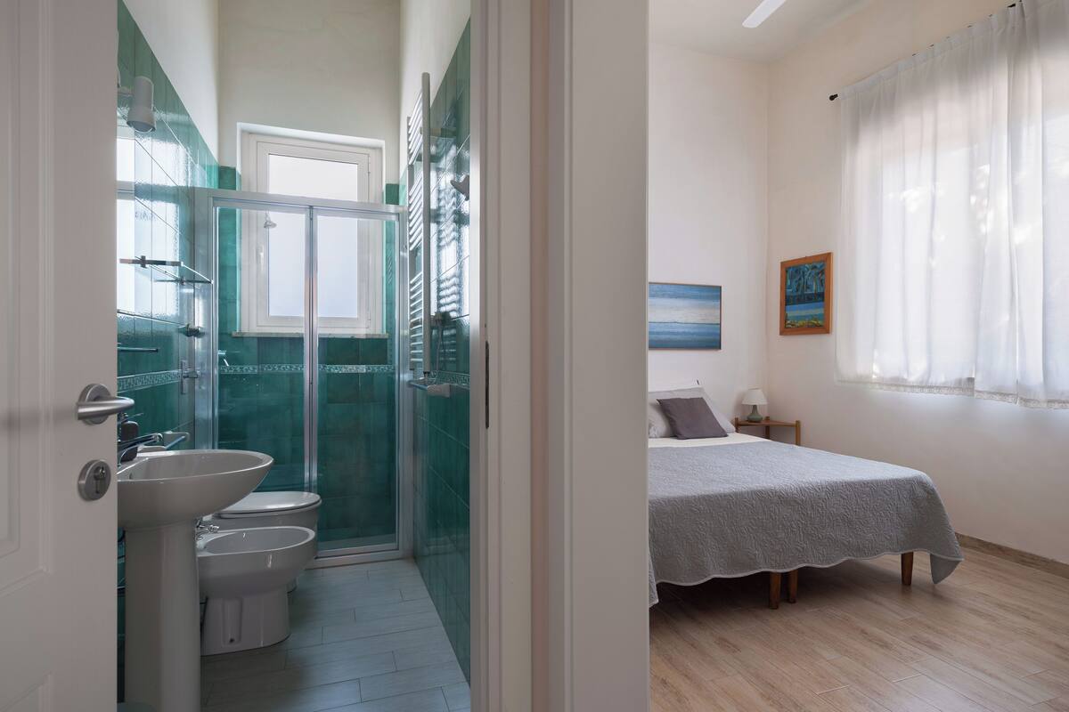 Classic Double or Twin Room, Sea View | Free WiFi