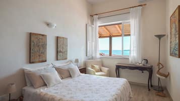 Deluxe Double or Twin Room, Sea View | Free WiFi