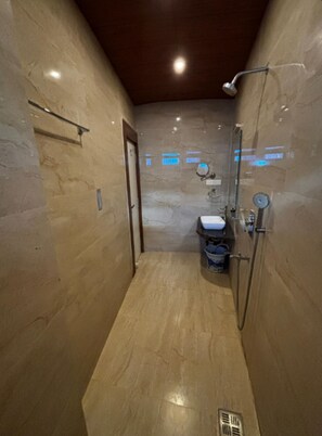 Bathroom - Hotel Red Carpet Port Blair (Port Blair)