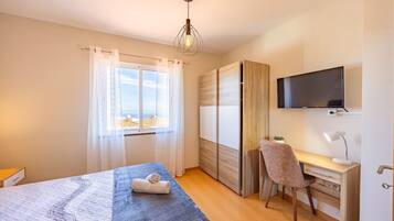 2 chambres, fer et planche Ă repasser, Wi-Fi, draps fournis