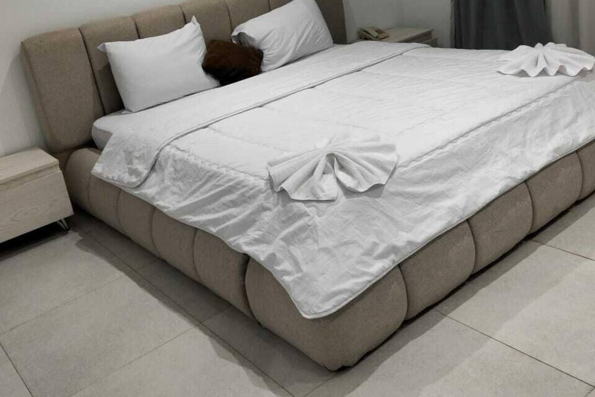 Deluxe Double Room, City View | Desk, laptop workspace, free WiFi