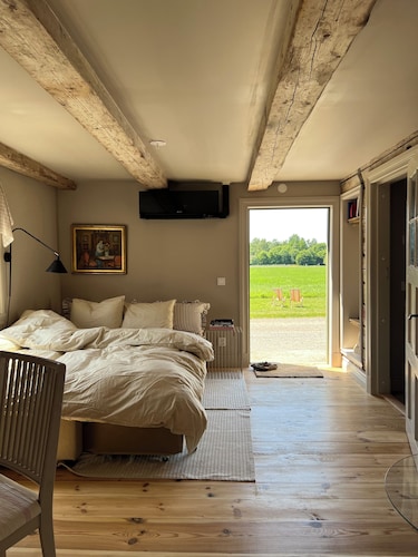 Snickarboden - Cozy farmstay near forest & lake