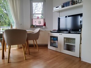 TV, DVD player, stereo - Small Harz Oasis - WLAN - Balcony (Braunlage)