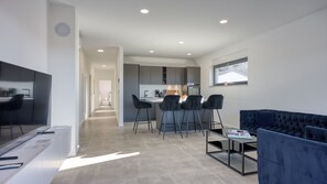 TV - Apartment Adria 4 by Villas Guide (Porec)