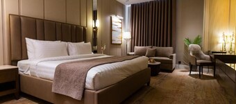 Faletti's Boutique Multan