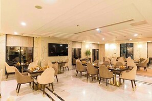 Dining - Faletti's Boutique Multan (Multan)