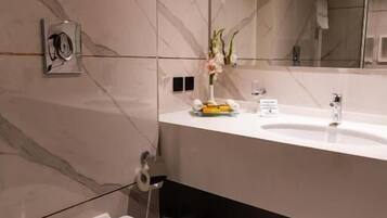 Shower, towels, soap, shampoo