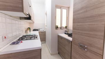 Apartamento, 2 habitaciones, no fumadores, cocina | Cocina privada