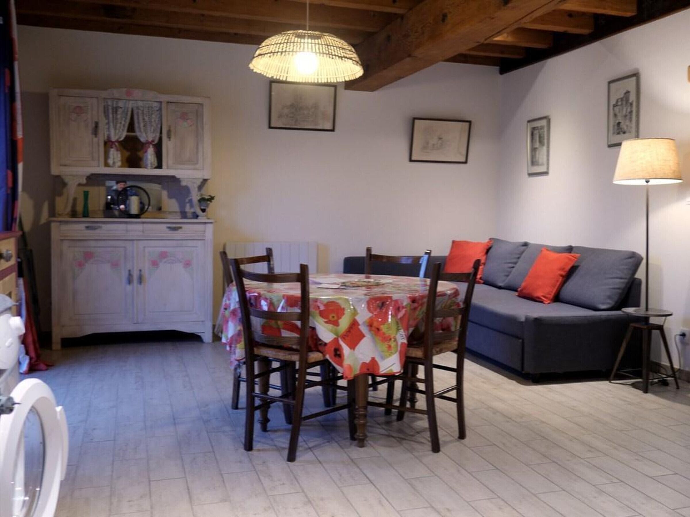 Televisio, pöytätennispöytä