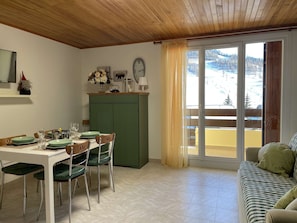 Dining - Cozy studio in Montgenèvre for 4 people with private parking (Montgenèvre)