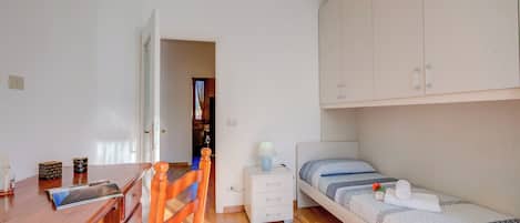 Family Apartment, Multiple Bedrooms, Beachside (Dolce Orizzonte Few Steps From Lake) | 2 bedrooms, laptop workspace, WiFi, bed sheets