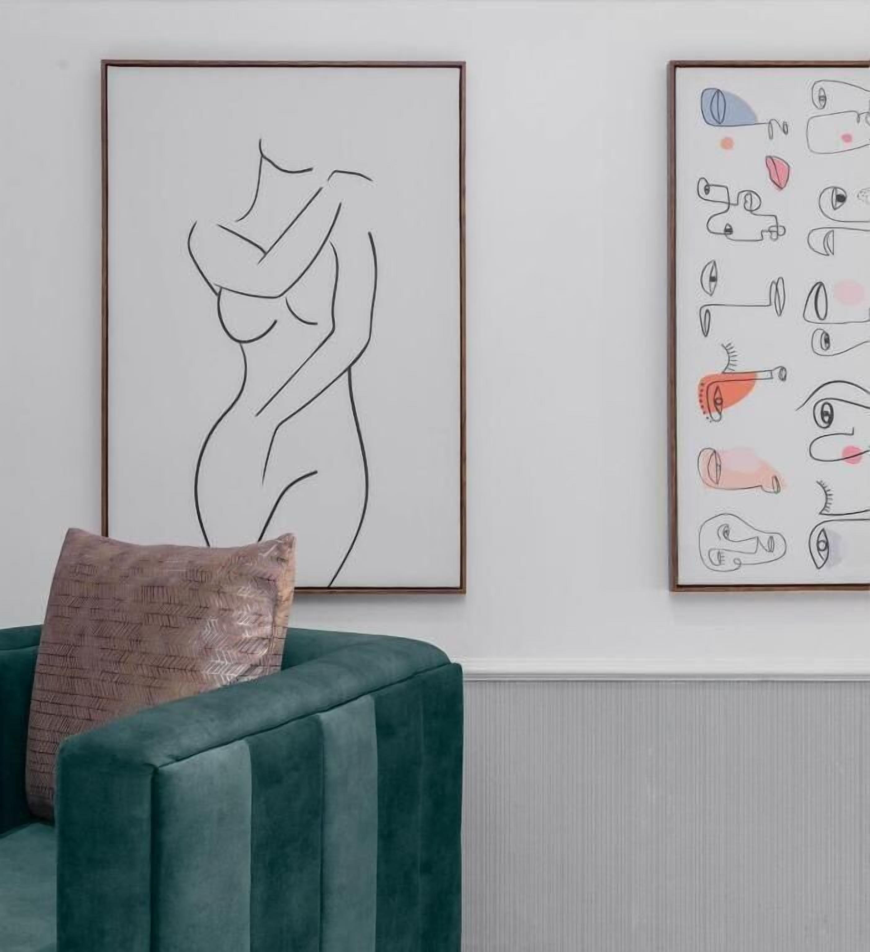 خزنة داخل الغرفة ومكتب ومساحة عمل للكمبيوتر المحمول وواي فاي مجانًا