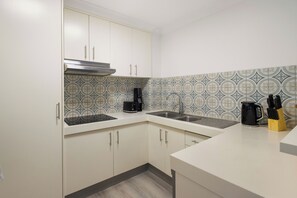 Apartment, Balcony, Garden View | Private kitchen - Coastal Cool in Prime Burleigh Heads (Burleigh Heads)