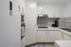 公寓, 阳台, 花园景观 | 私人厨房