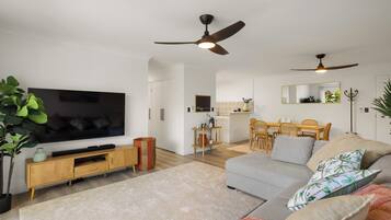 Apartment, Balcony, Garden View | Living area